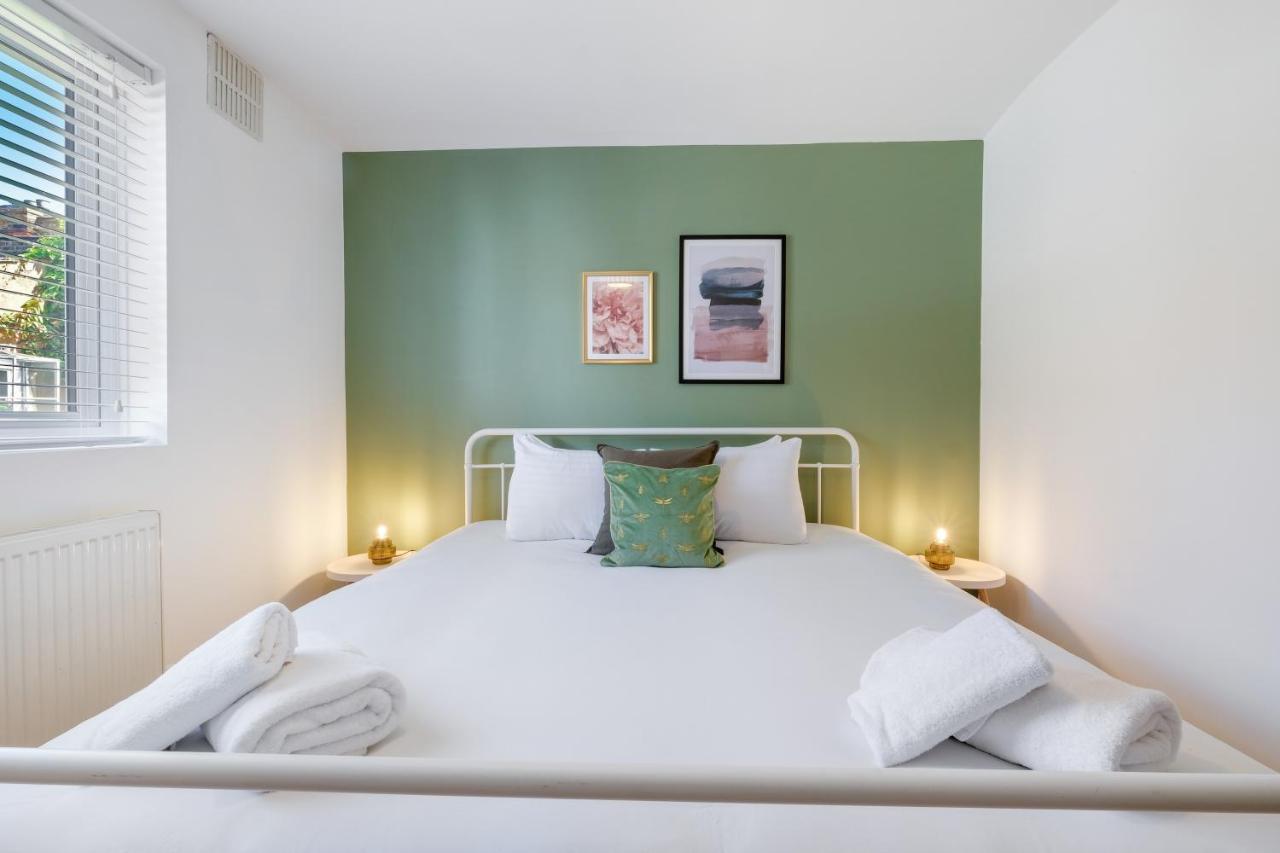 Luxury 3 Bedroom 2 Bathroom House, Fulham By 360Stays London Luaran gambar